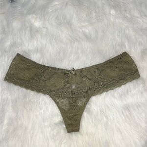 Victoria’s Secret Lace Thong Panty